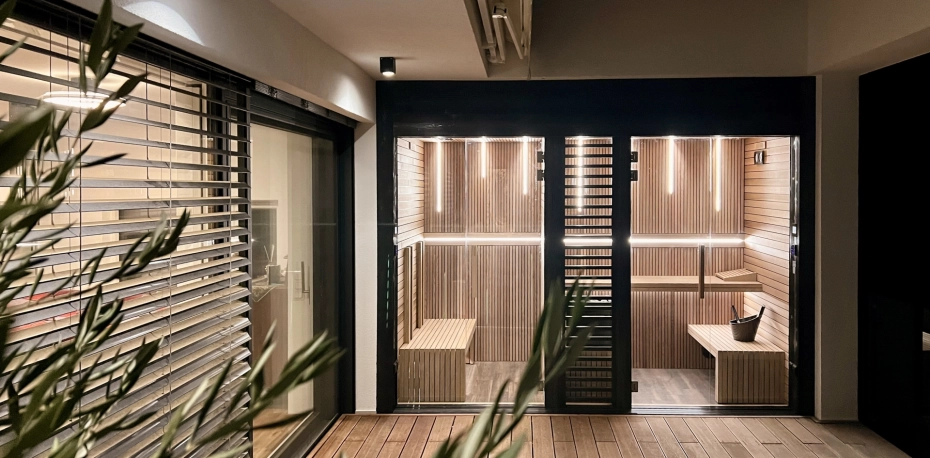 Vstavaná vonkajšia sauna prispôsobená individuálnym potrebám